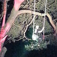 Sophia hanging at Spielpause